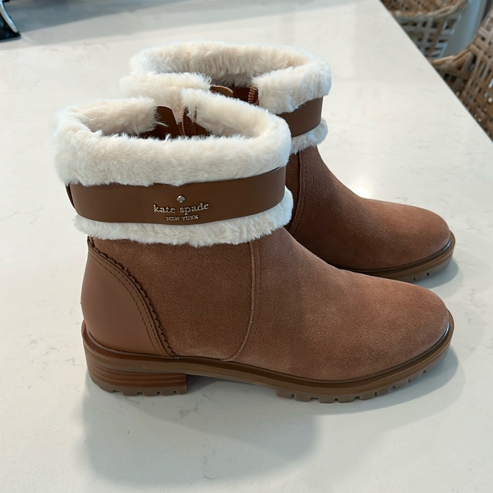 Brown suede boots with fur trim by Kate Spade